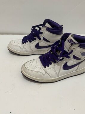 Nike Purple and White High-Top Sneaker Interior Detail